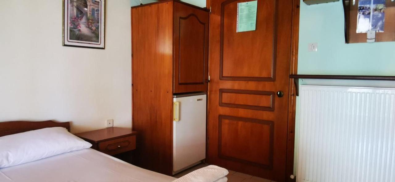 Apartments Erato Неос-Пантелеймонас Экстерьер фото