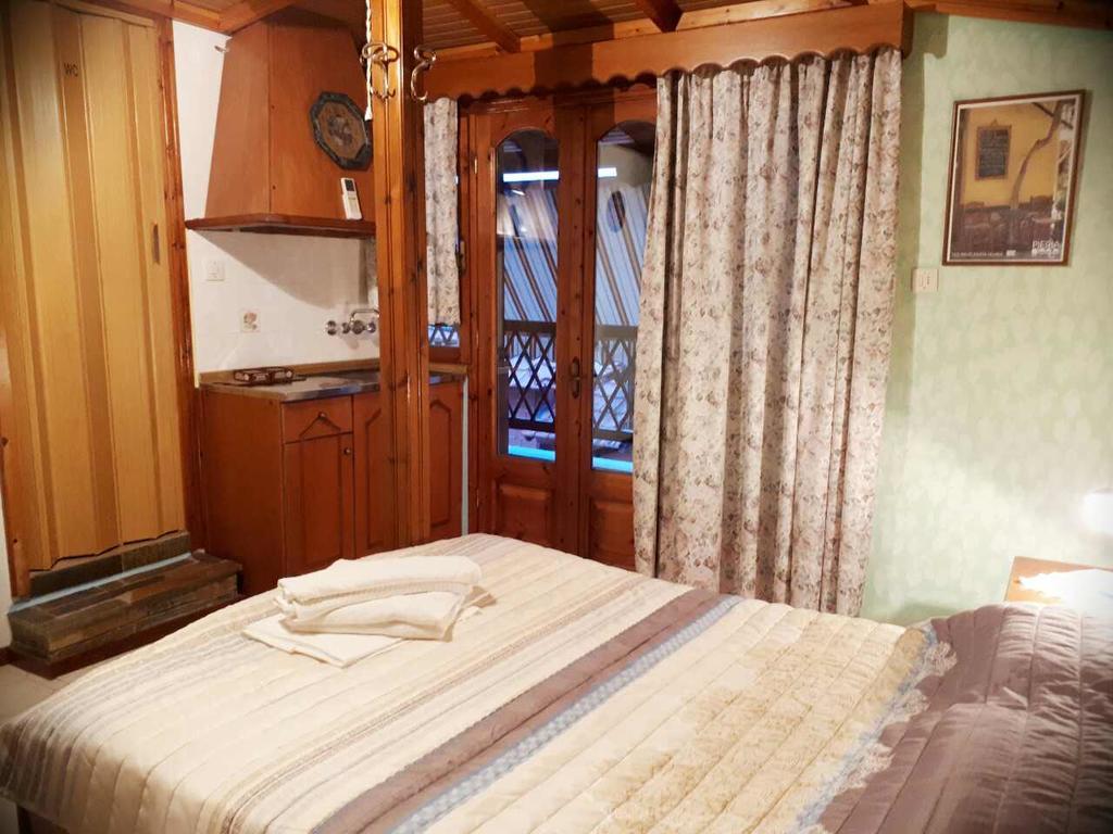 Apartments Erato Неос-Пантелеймонас Экстерьер фото